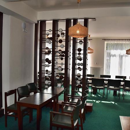 Hotel Forestyma Hodonin Exterior photo
